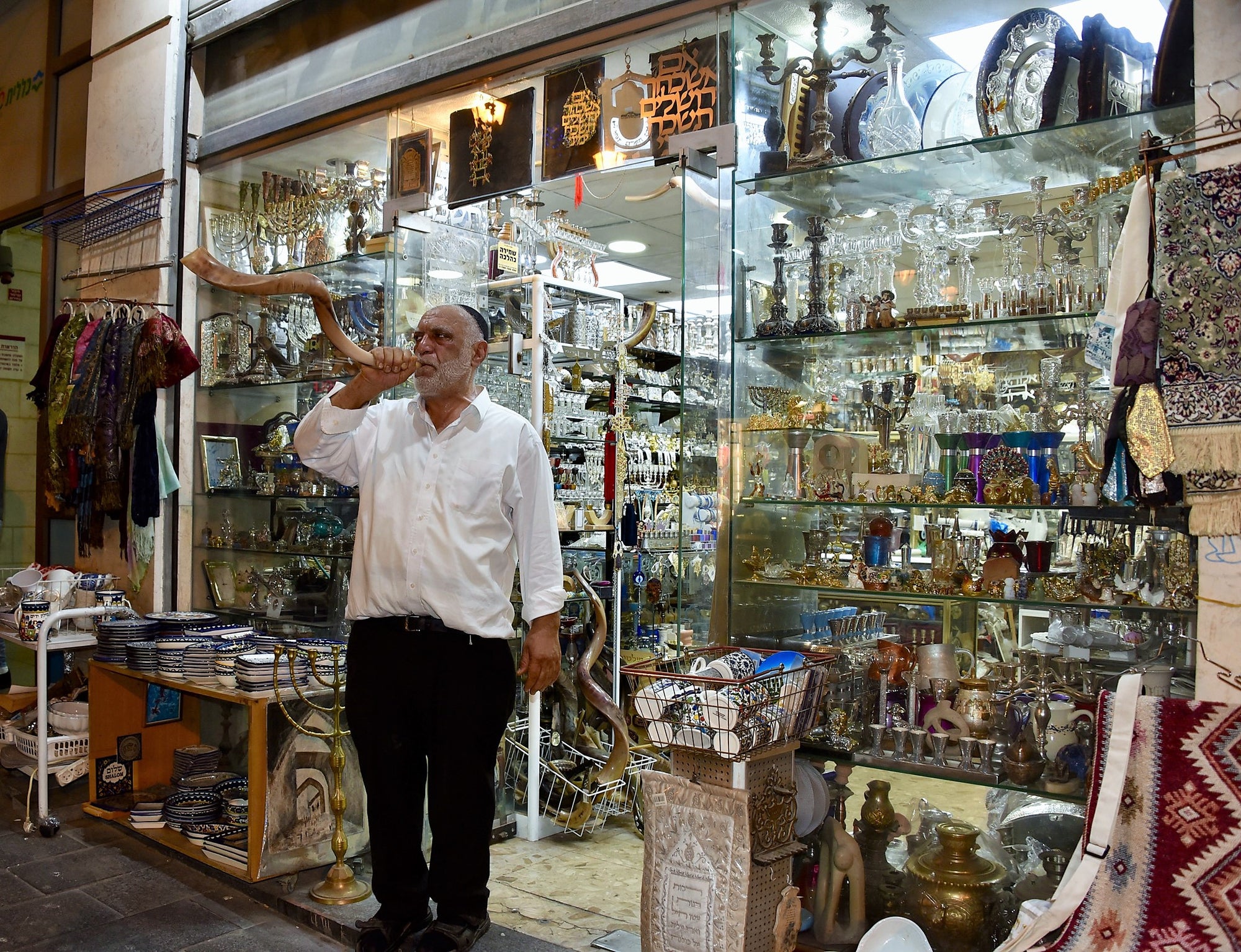 Judiaca store ben yehuda streets