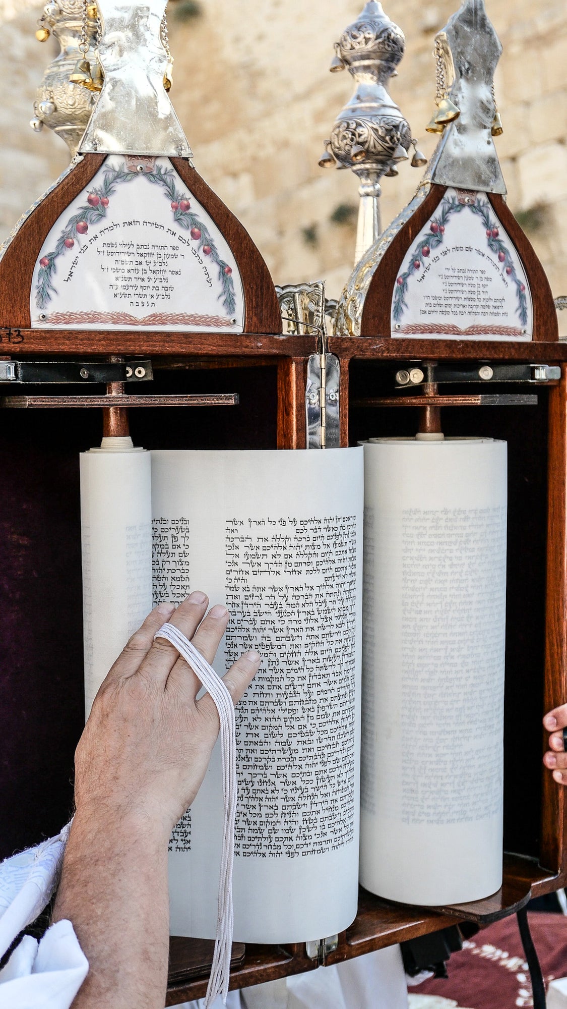 Torah Reading By The Kotel